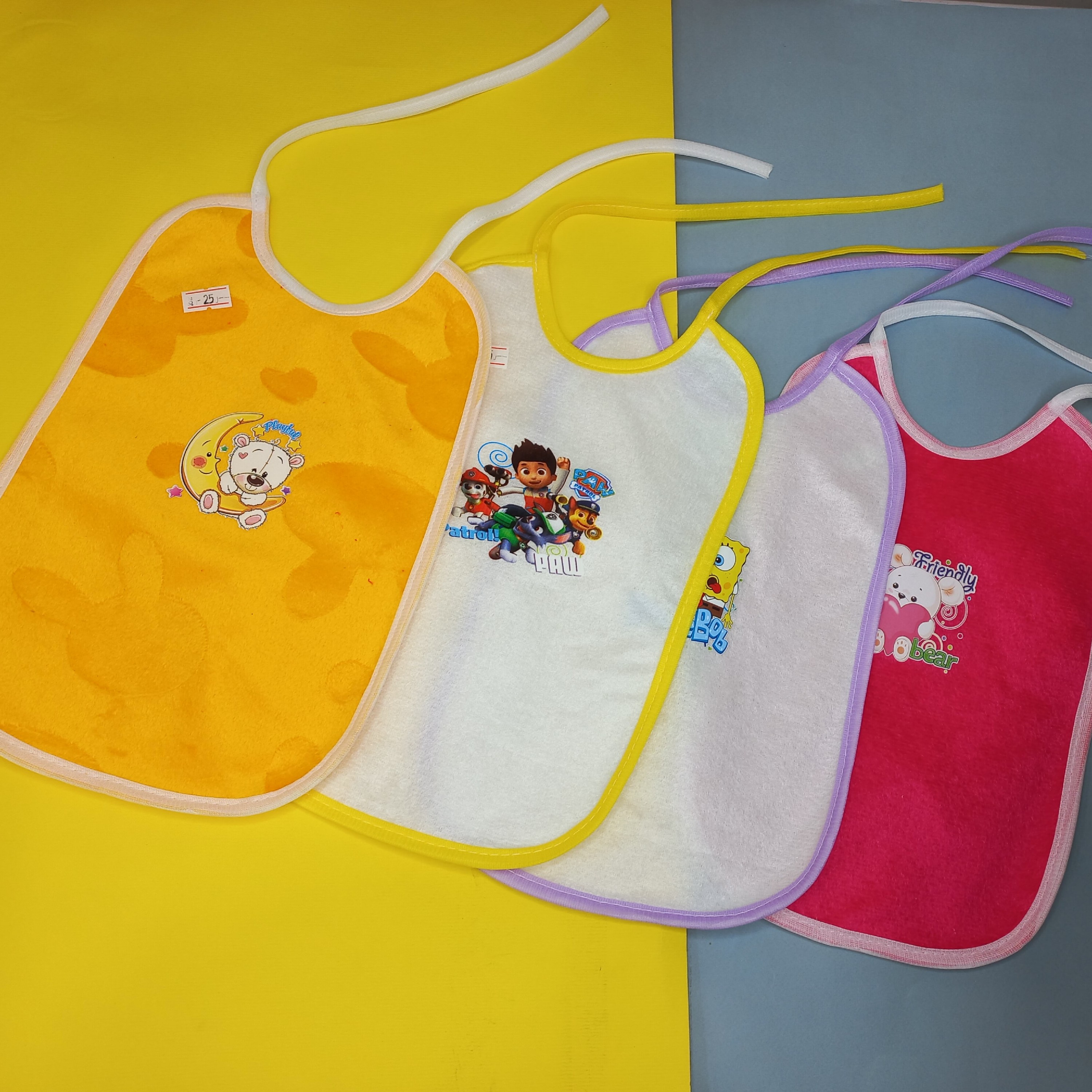 پیش بند نوزادی .0 تا24ماهگی. جنس پیش بند مخمل درجه1.پشت، ضدآب.نرم و لطیف فوقوالعاده کاربردی