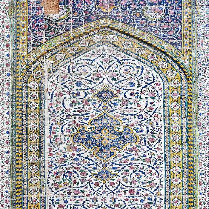 عکس با کیفیت کاشی کاری محراب رنگی | گرافیک با طعم تربچه