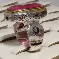 انگشتر  کهنه دستساز  قدیمی  توپاز طبیعی کلکسیونی ضریب سختی  دار