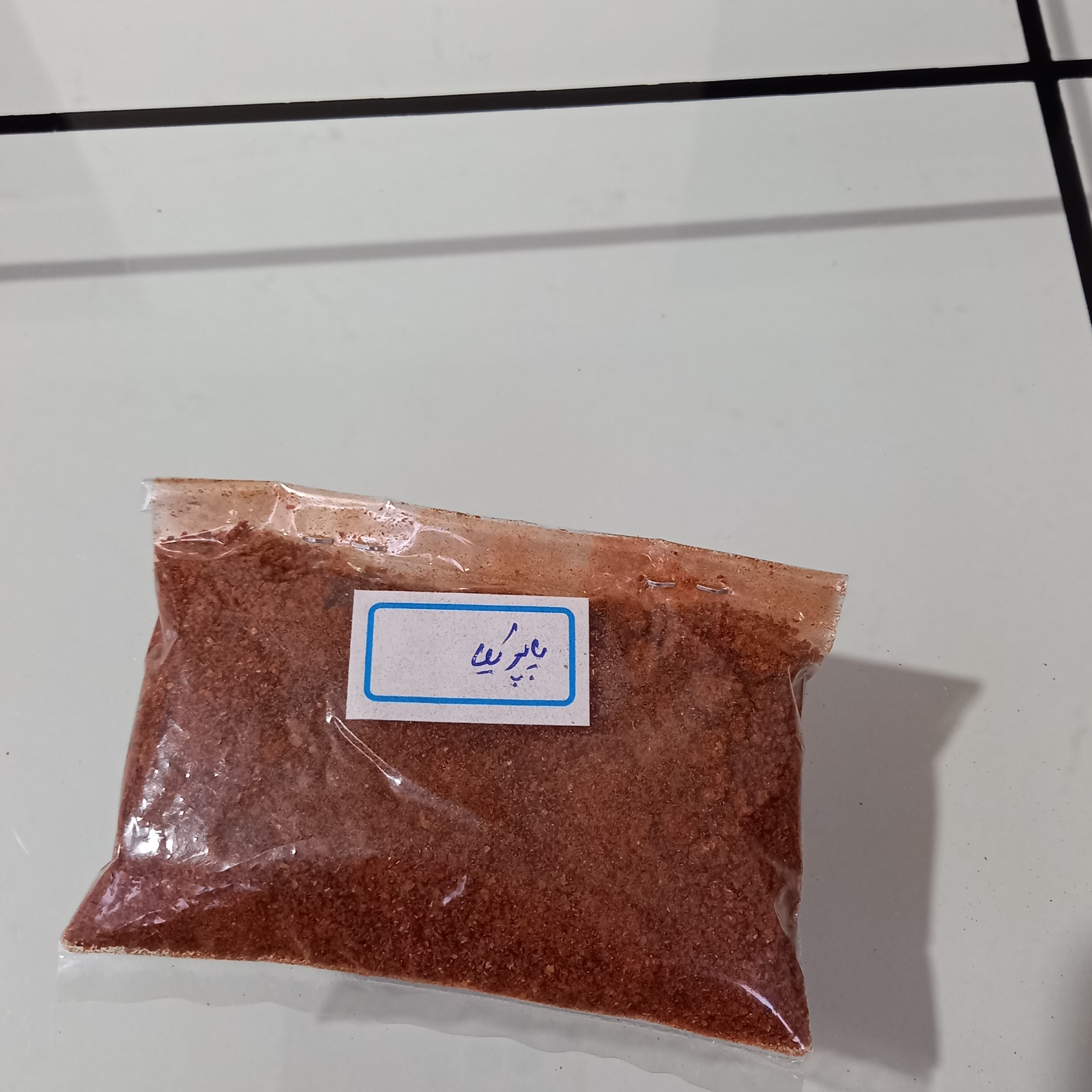 ادویه پاپریکا از فلفل دلمه قرمز مرغوب درست شده کاملا خانگی ومطمئن و رنگ قرمز عالی وزن سی گرم سی وپنج هزار قیمتشه 