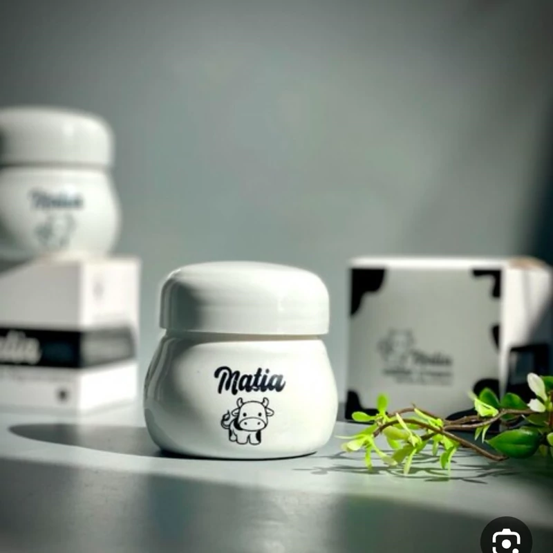 آبرسان قوی شیر گاو رفع تیرگی لک و آکنه پوست روشن کننده ضد جوش و التهابات پوستی ضد چروک