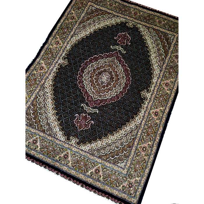 قالیچه دستبافت 3 متری طرح 40 رج ماهی خوی با نخ مرینوس 