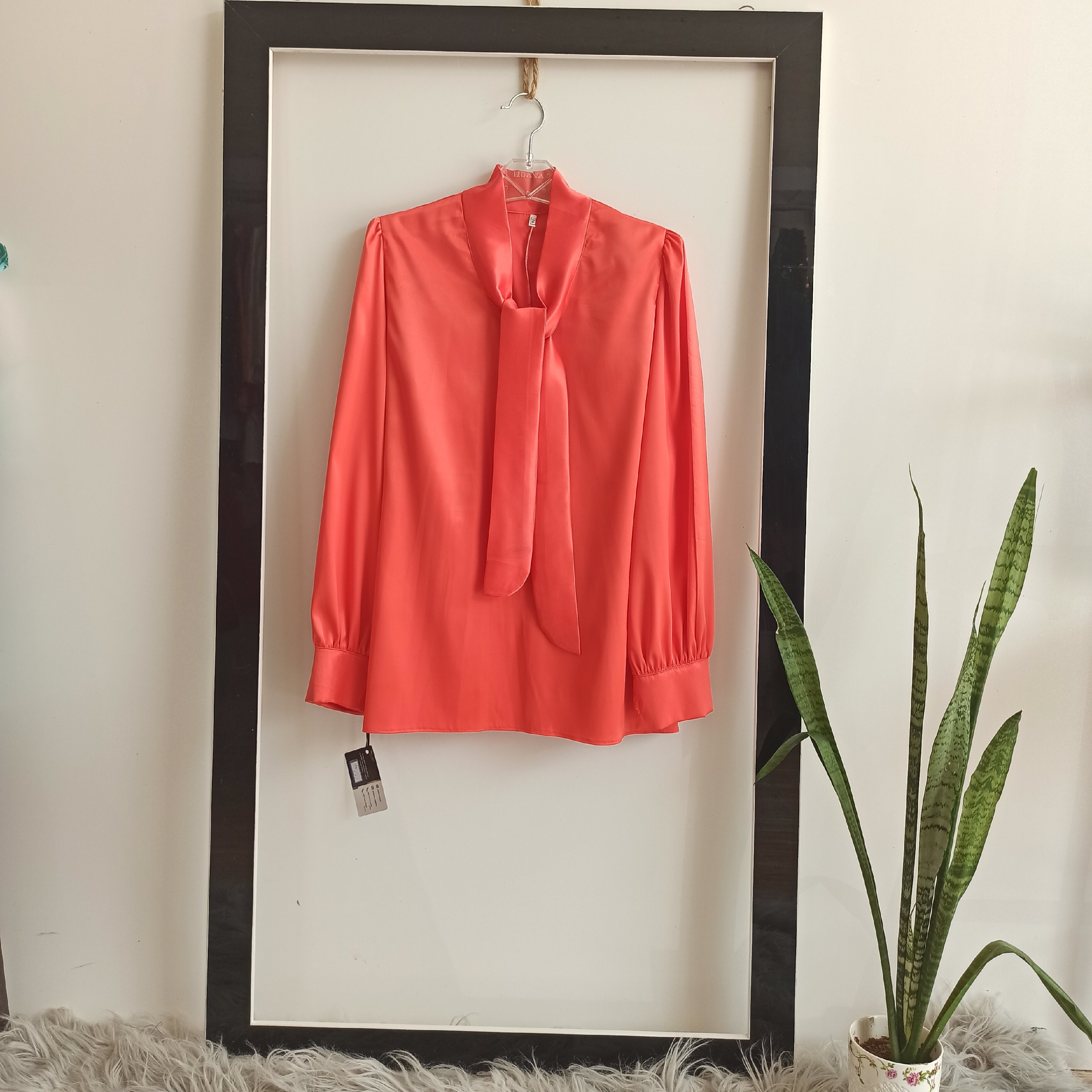 شومیز یقه کرواتی،شومیز ساتن،شومیز جلوبسته،جنس ساتن فرانسه