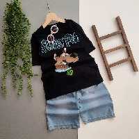 ست تیشرت و شلوارک لی کاغذی اسپورت بچگانه شیک و جذاب مناسب حدود سنی 7 تا 12 سال جنس تیشرت نخ پنبه عالی شلوارک جین کاغذی 