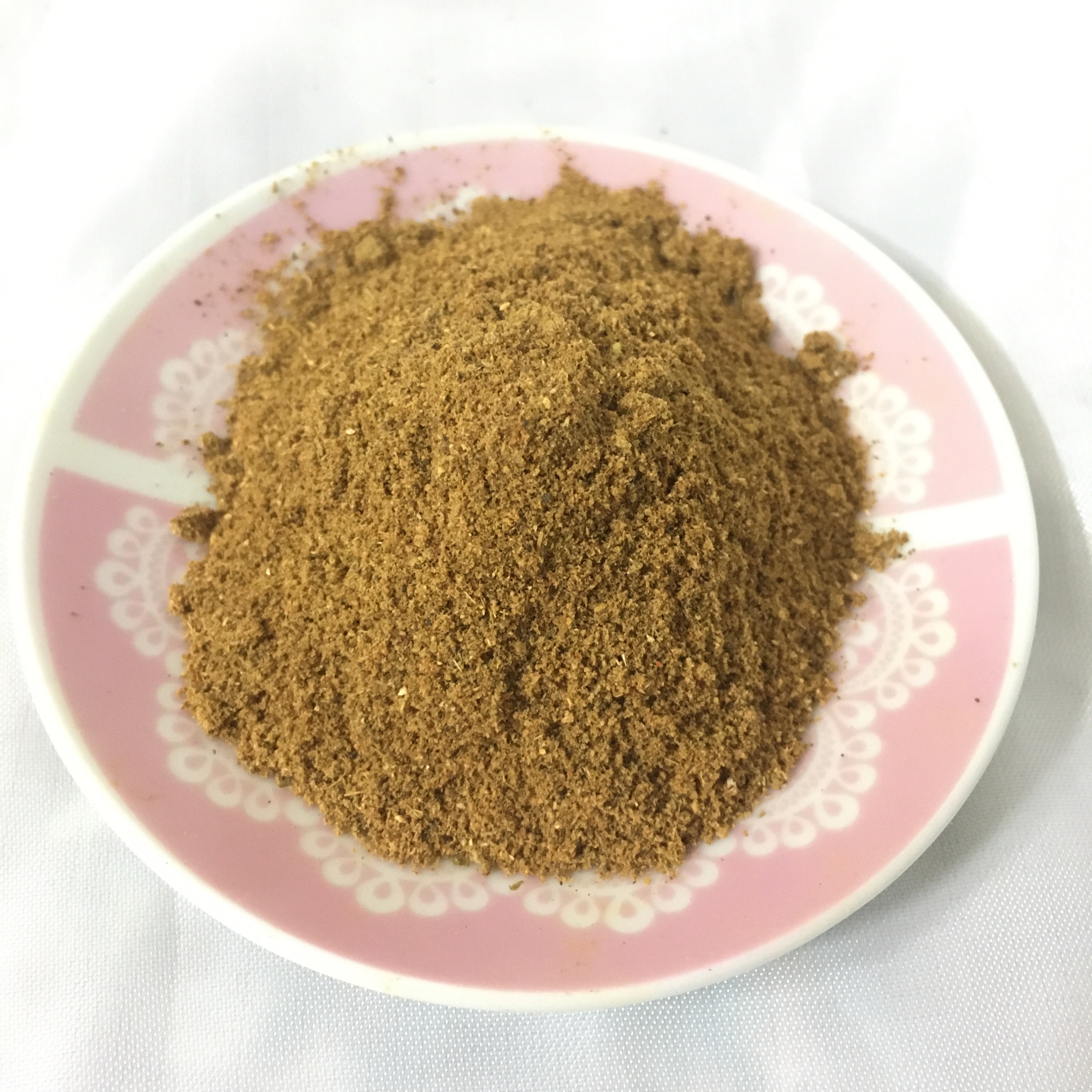 ادویه مخصوص گوشت بسته بندی 100گرمی