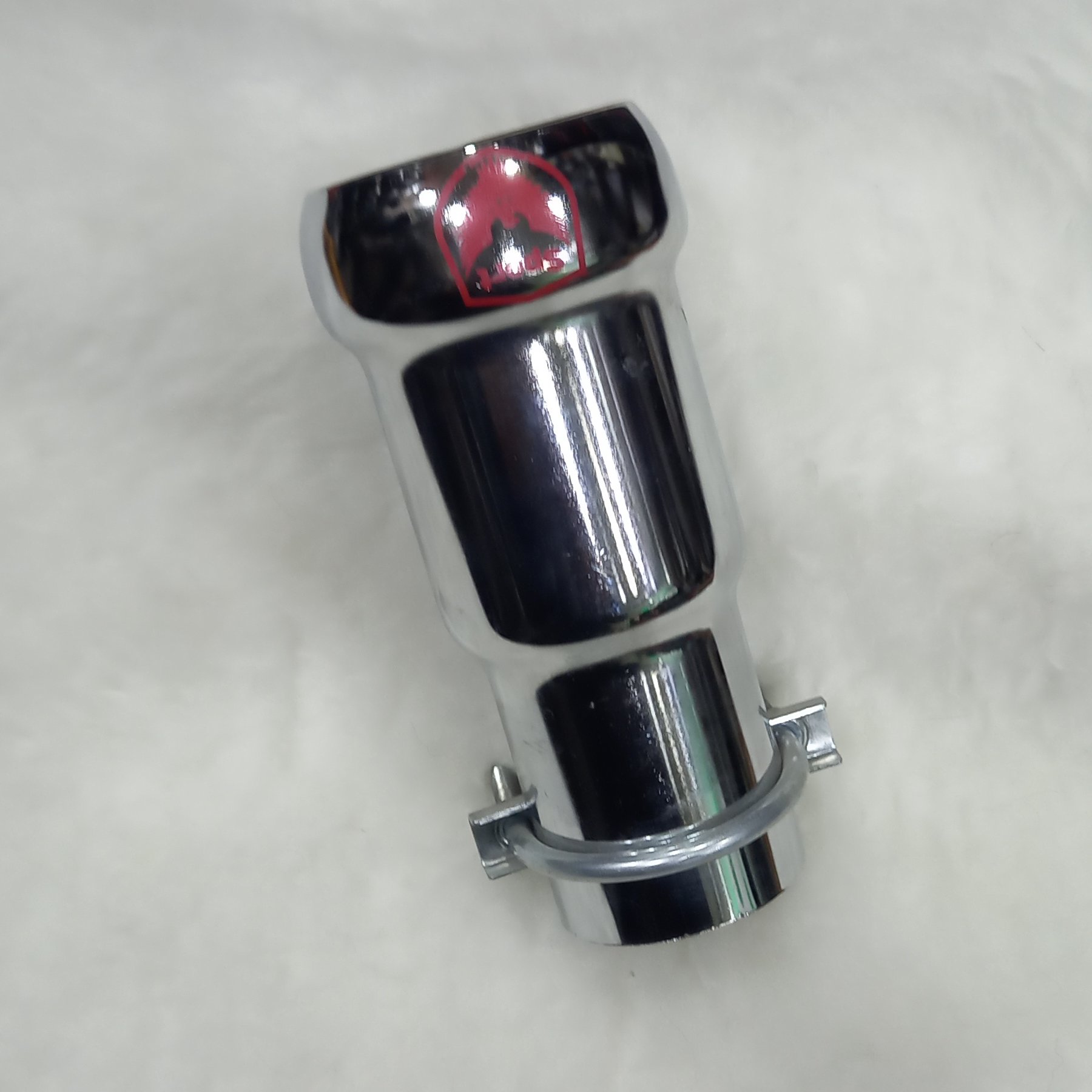 سری اگزوز    برای انواع خودرو    جنس آبکاری شده   رنگ ثابت  مصب بسیار آسان