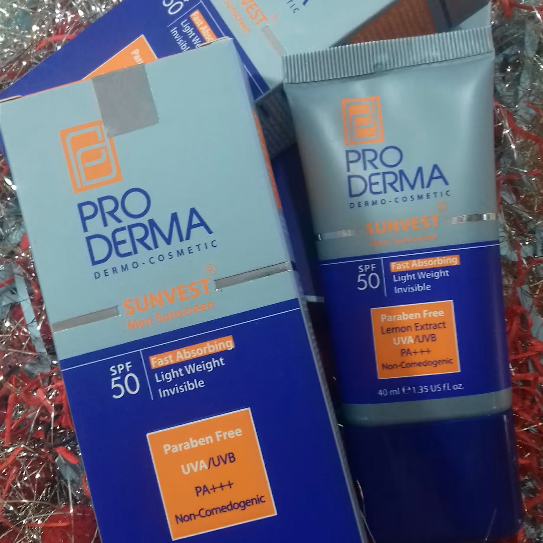 کرم ضد افتاب پرودرما ( مخصوص اقایان) . فاقد چربی و با spf50
