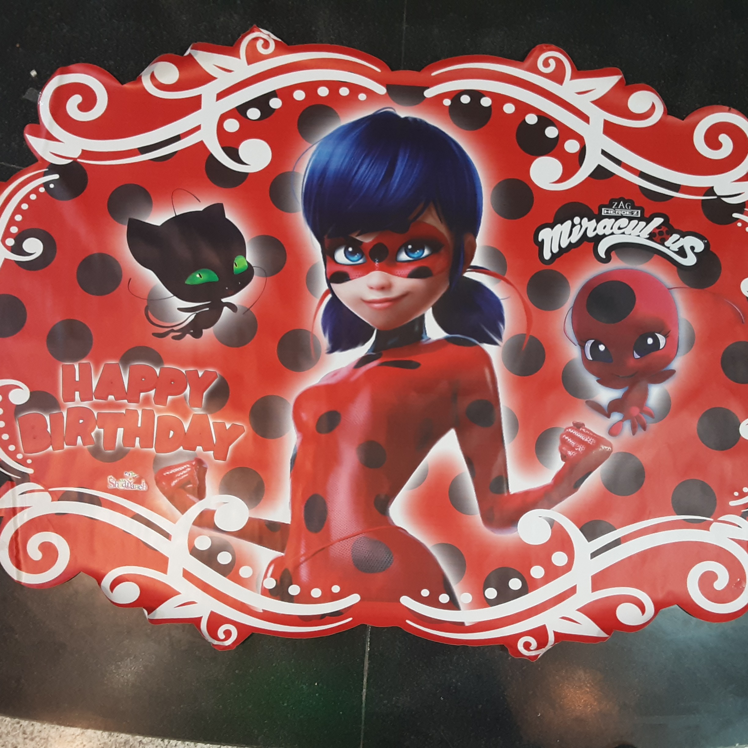 بنر تم شخصیتی  دختر کفشدوزک  طول 130ارتفاع 80 سانت