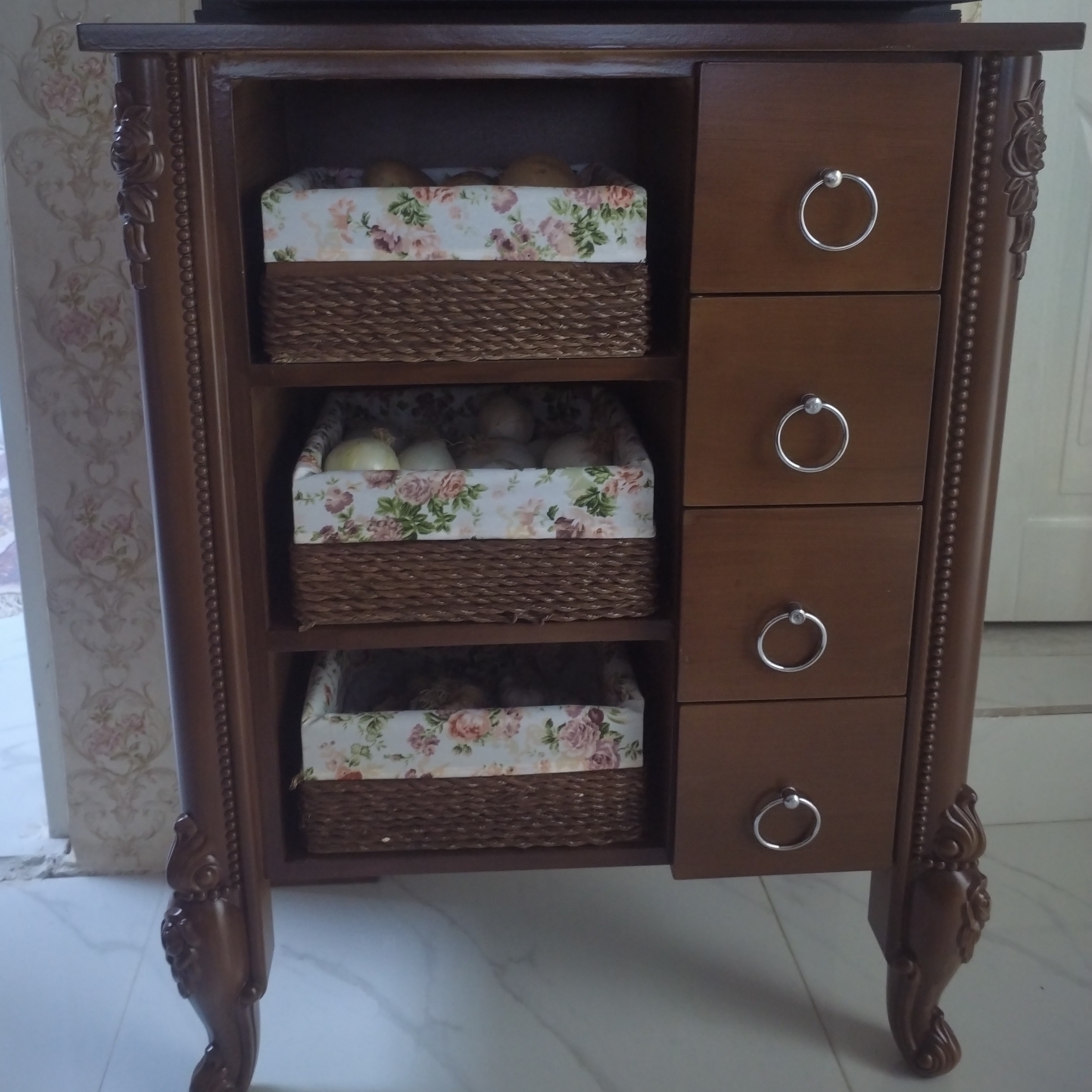 سبد سیب زمینی پیاز پایه منبت با رنگ گردویی 