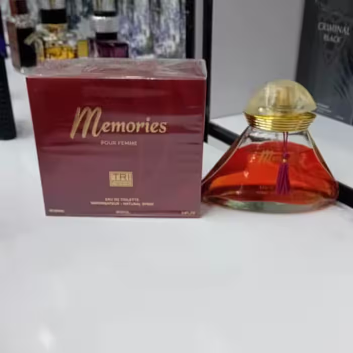 ادکلن زنانه Memories اماراتی