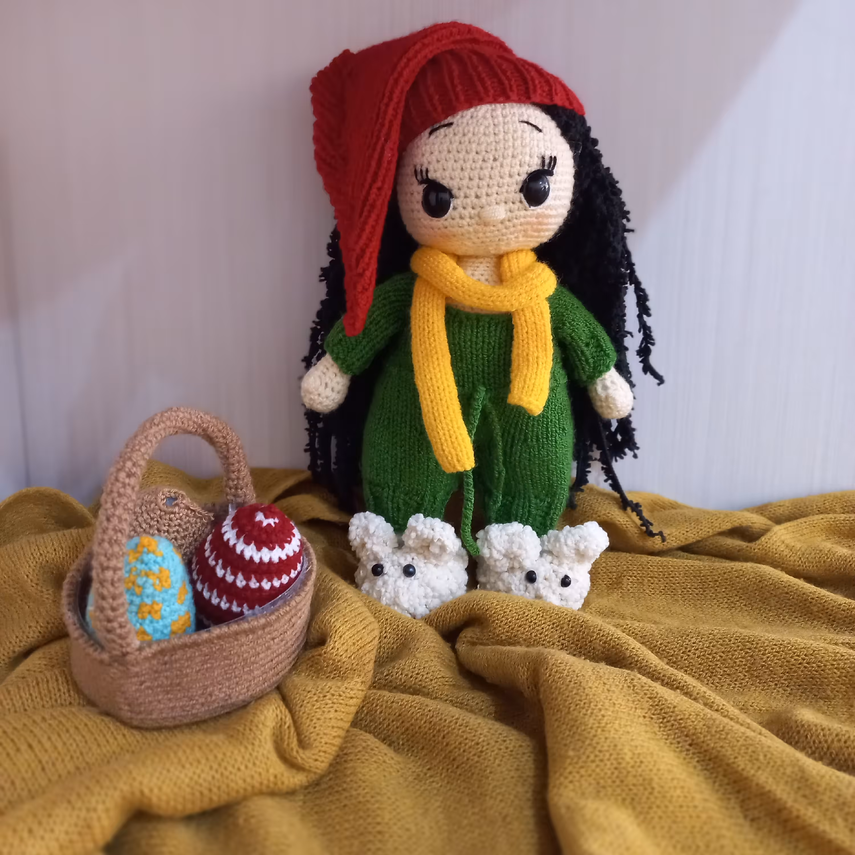 عروسک دست بافت، نیکا