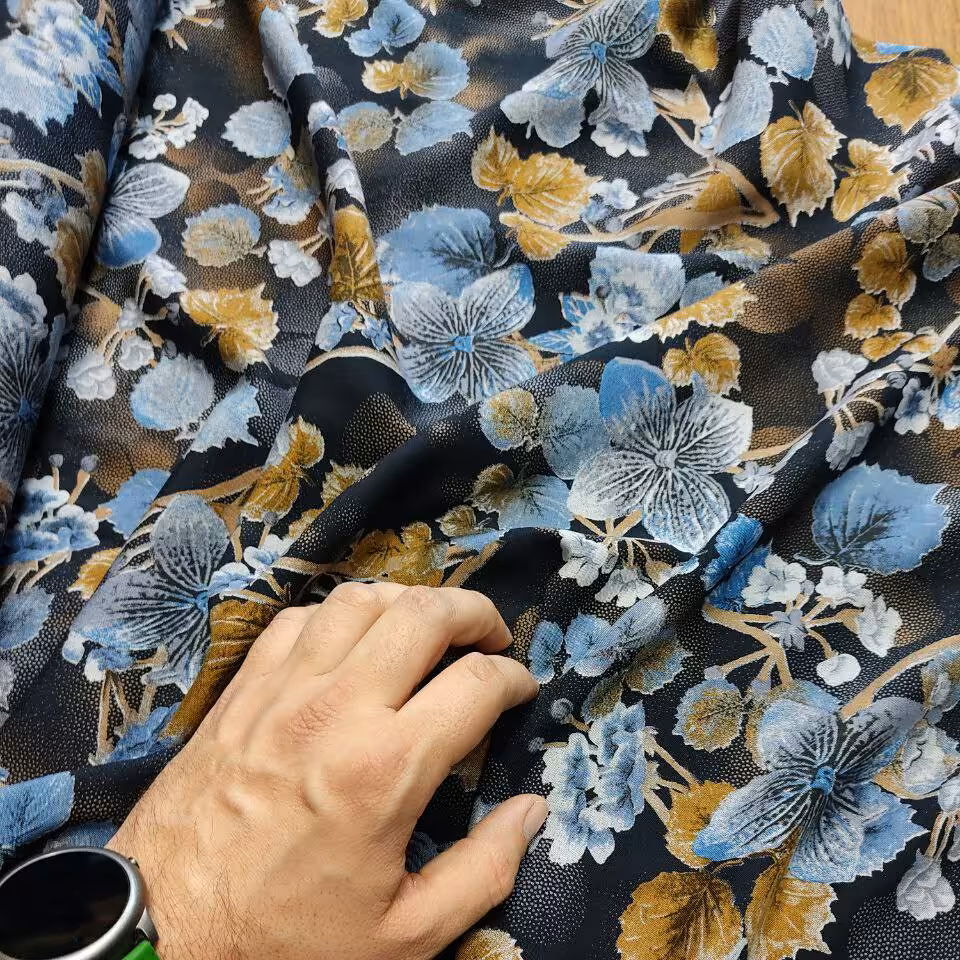 پارچه نخی گلدار درجه1