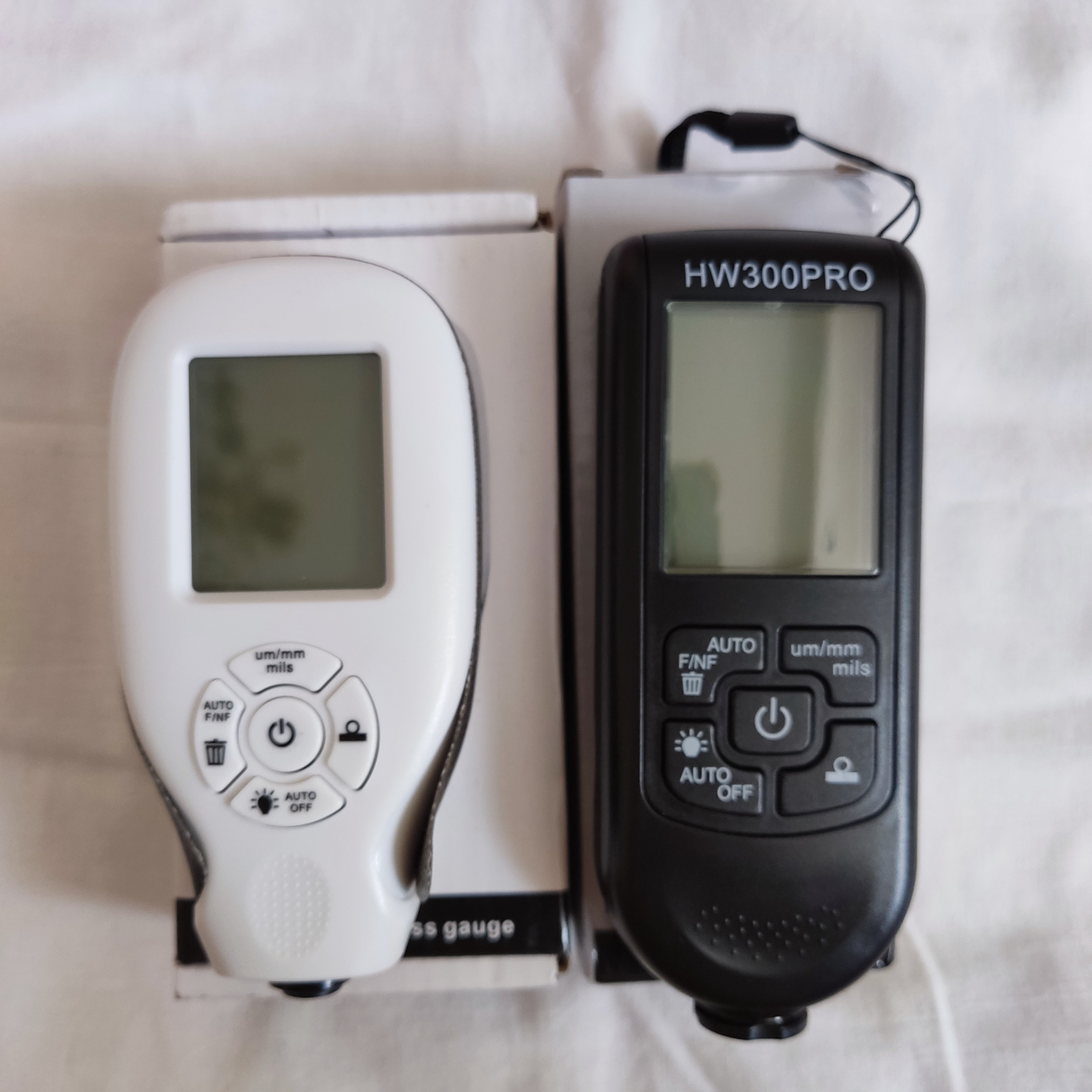 ضخامت سنج و دستگاه تشخیص رنگ مدل hw300 pro