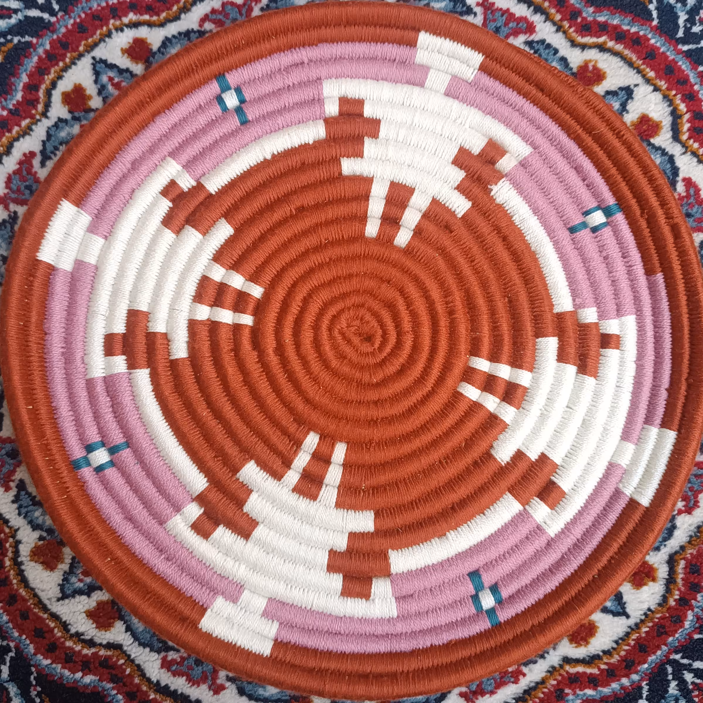 دیوارکوب دوستی