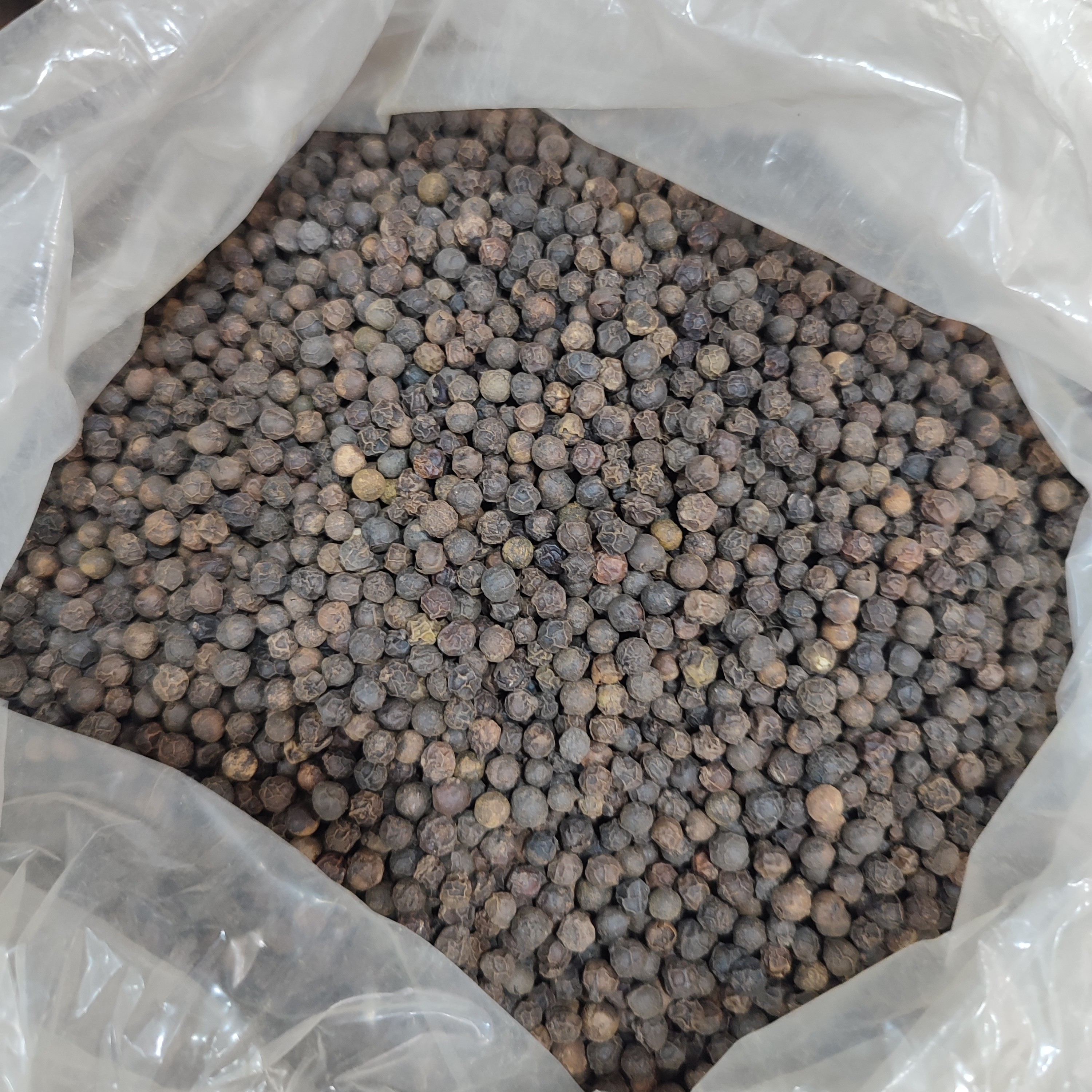 فلفل سیاه هندی تند به صورت دون (بسته 500 گرمی)