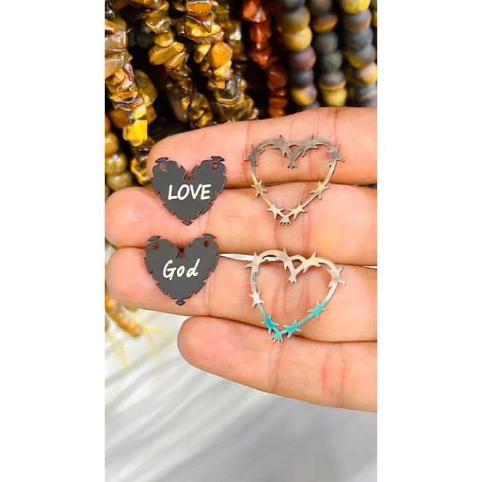 ست پلاک قلب خاردار مشکی و مشکی و مشکی و نقره ای 