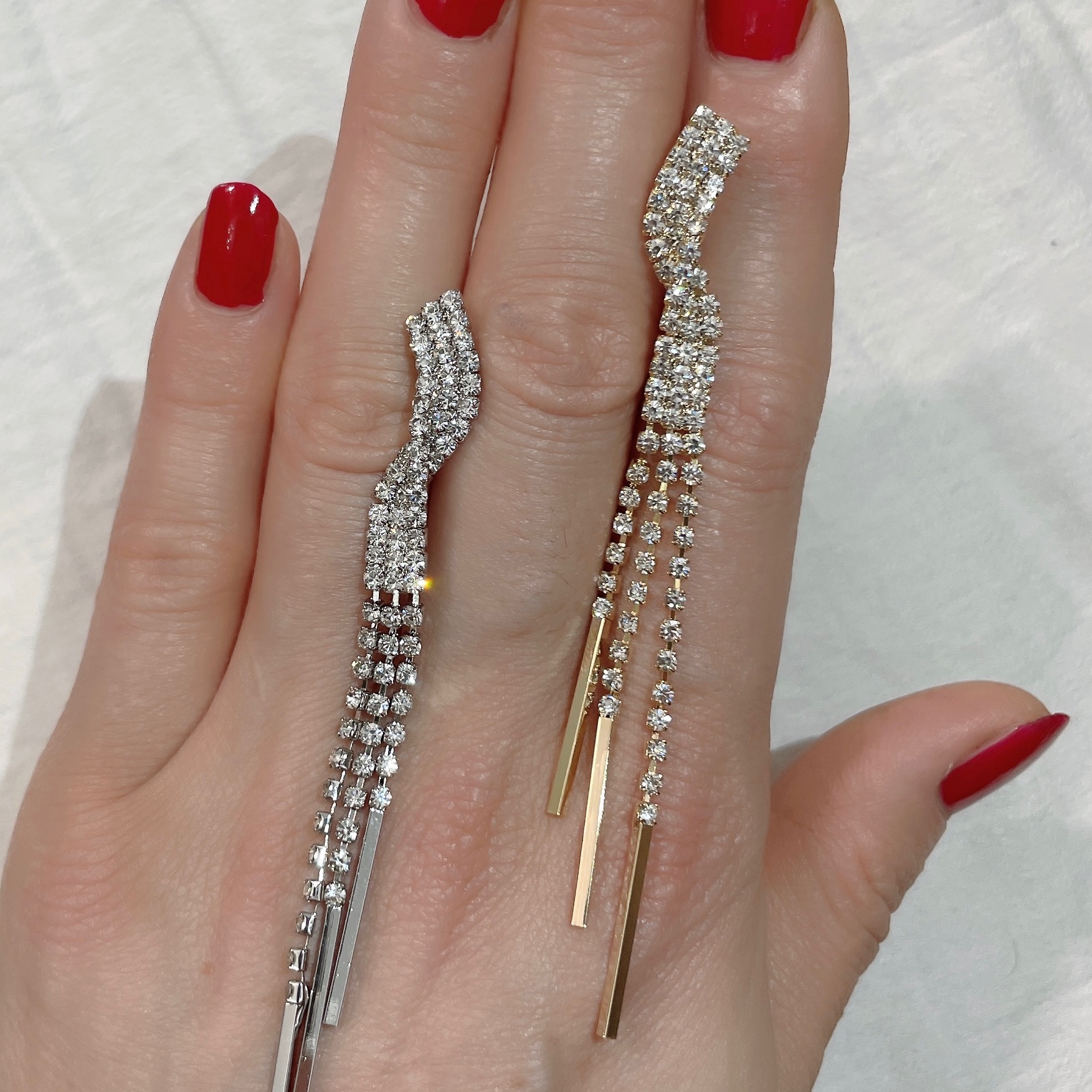 گوشواره نگین دار سوزن نقره 925 ضد حساسیت رنگ ثابت