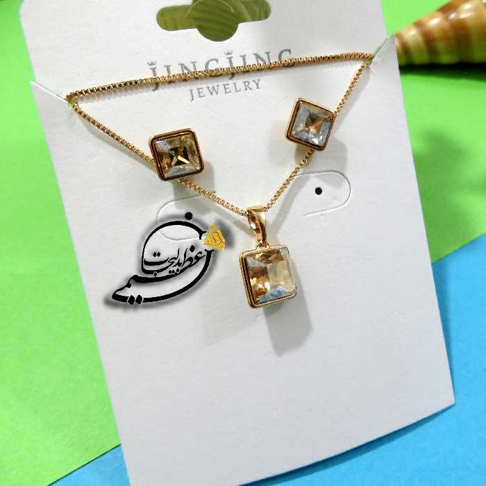 نیم ست برند Xuping مدل JingJing از جنس مس و روکش طلا بسیار زیبا با کریستال سوارسکی Swarovski تراش خورده اصلی کد 1