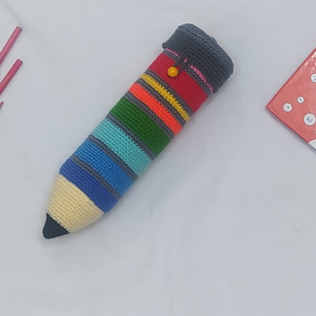 جامدادی بافتنی 