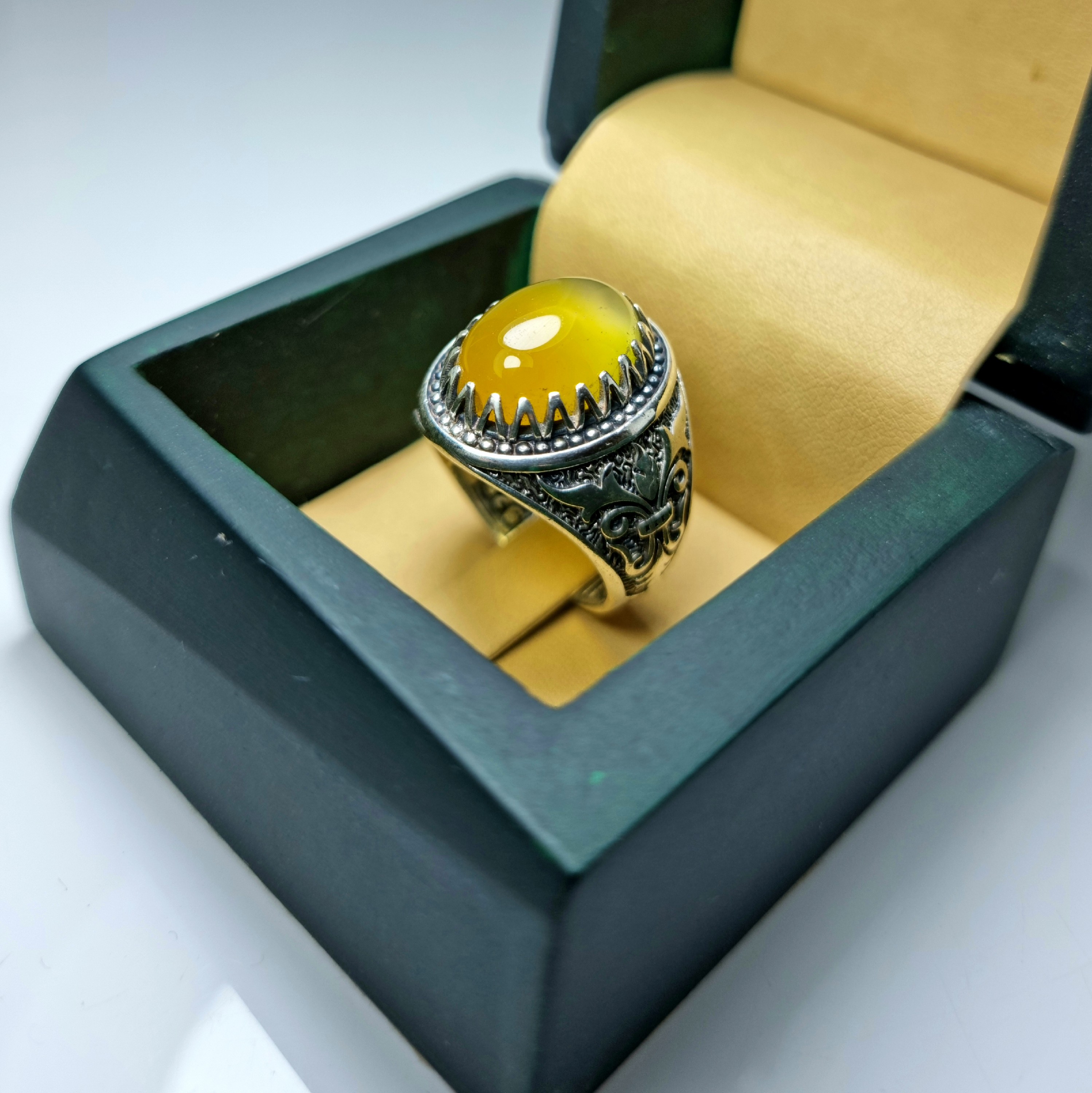 انگشتر نقره عقیق شرف الشمس اصل