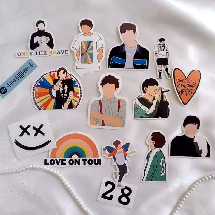 پک استیکر لویی تاملینسون