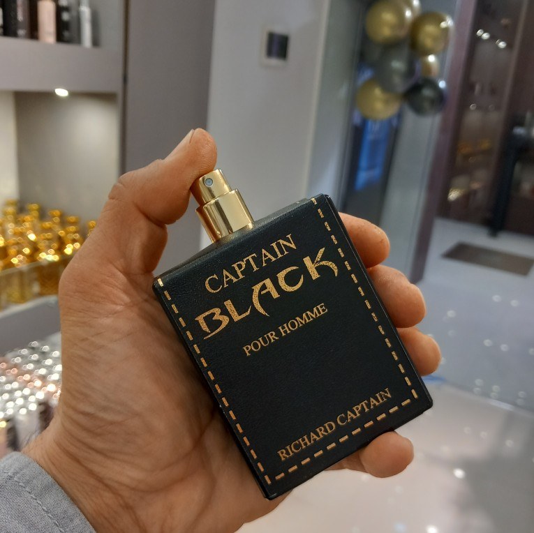 ادکلن مردانه  کاپیتان بلک نوستالژی 