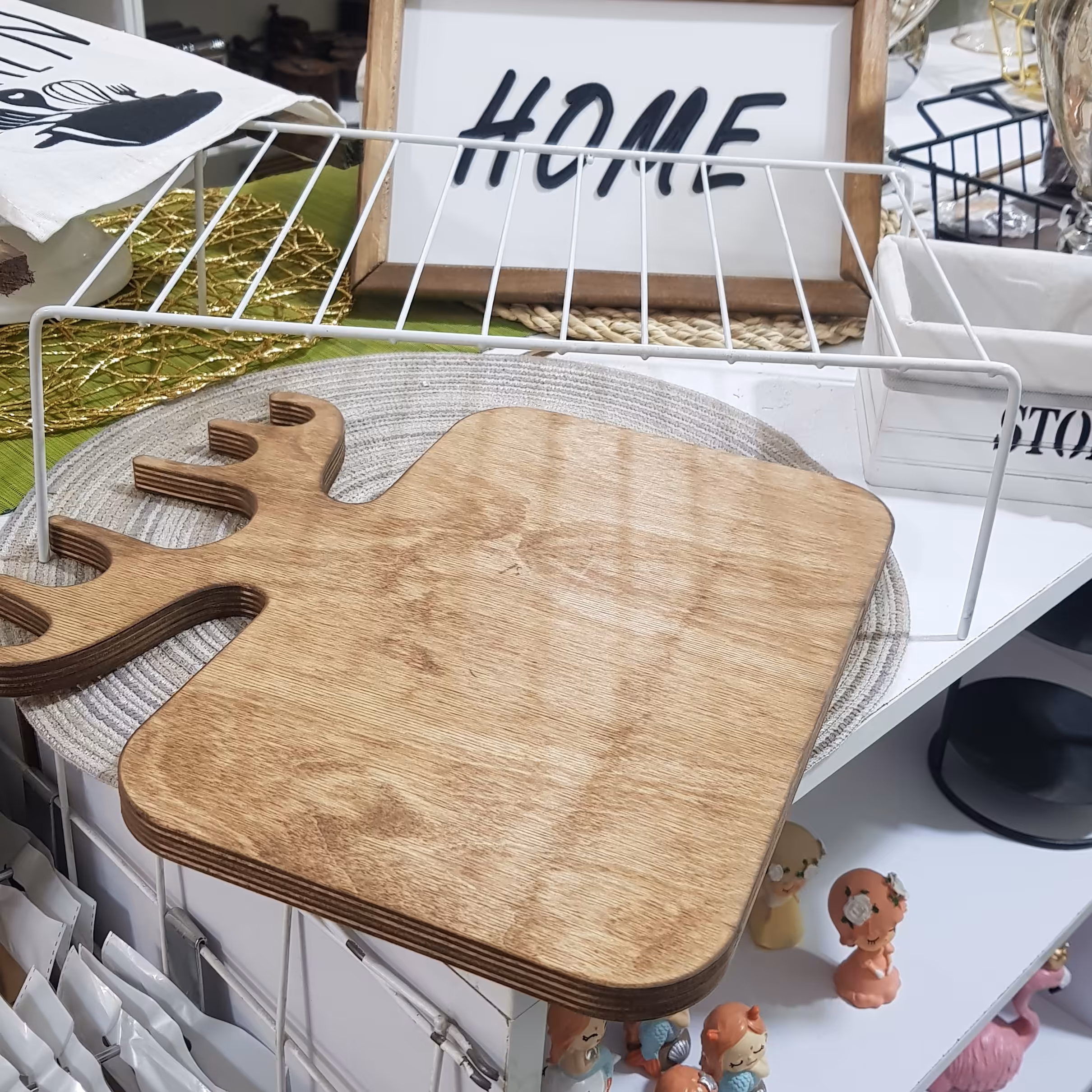 نظم دهنده راف فلزی .یک طبقه داخل کابینت وکمد