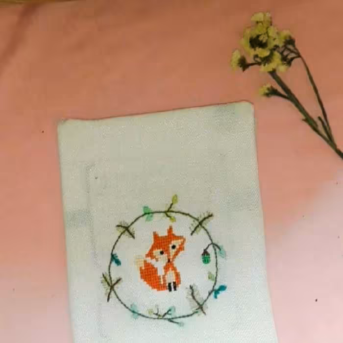 دفتر پارچه ای شماره دوزی طرح روباه جلد دفتر دستساز  مناسب برای نوشتن برنامه روزانه، خاطره، مشق ، تکلیف و...
