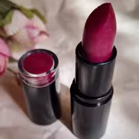 رژلب های بدون سرب جاسمین