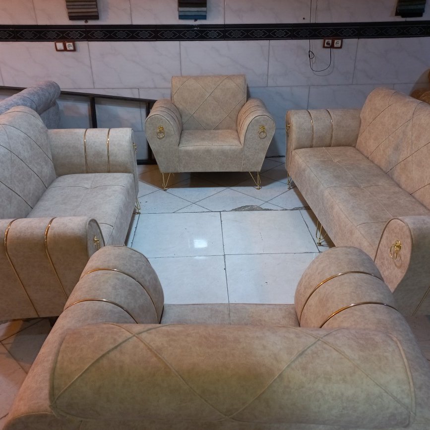 مبل اسکارلت راحتی موگان