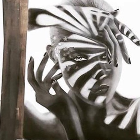 تابلو نقاشی سیاه قلم و سفارش چهره