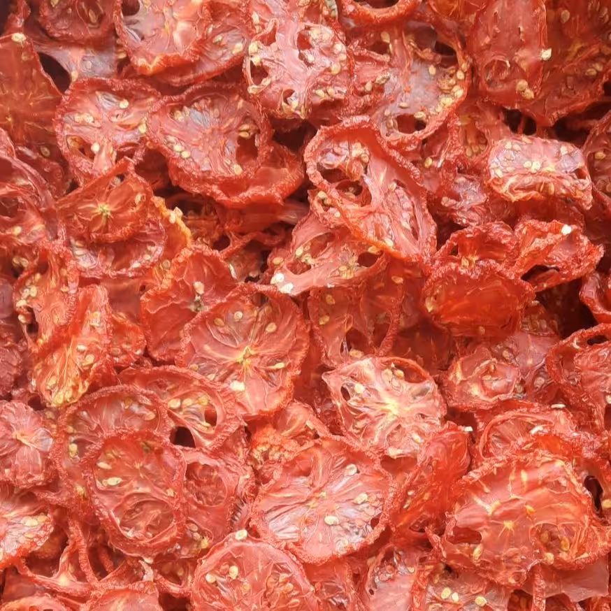 انواع ادویه جات ،انواع سبزیجات خشک  .کشمش انواع صیفی جات خشک از 100 گرم تا تناژ از تولید به مصرف به قیمت کارخانه