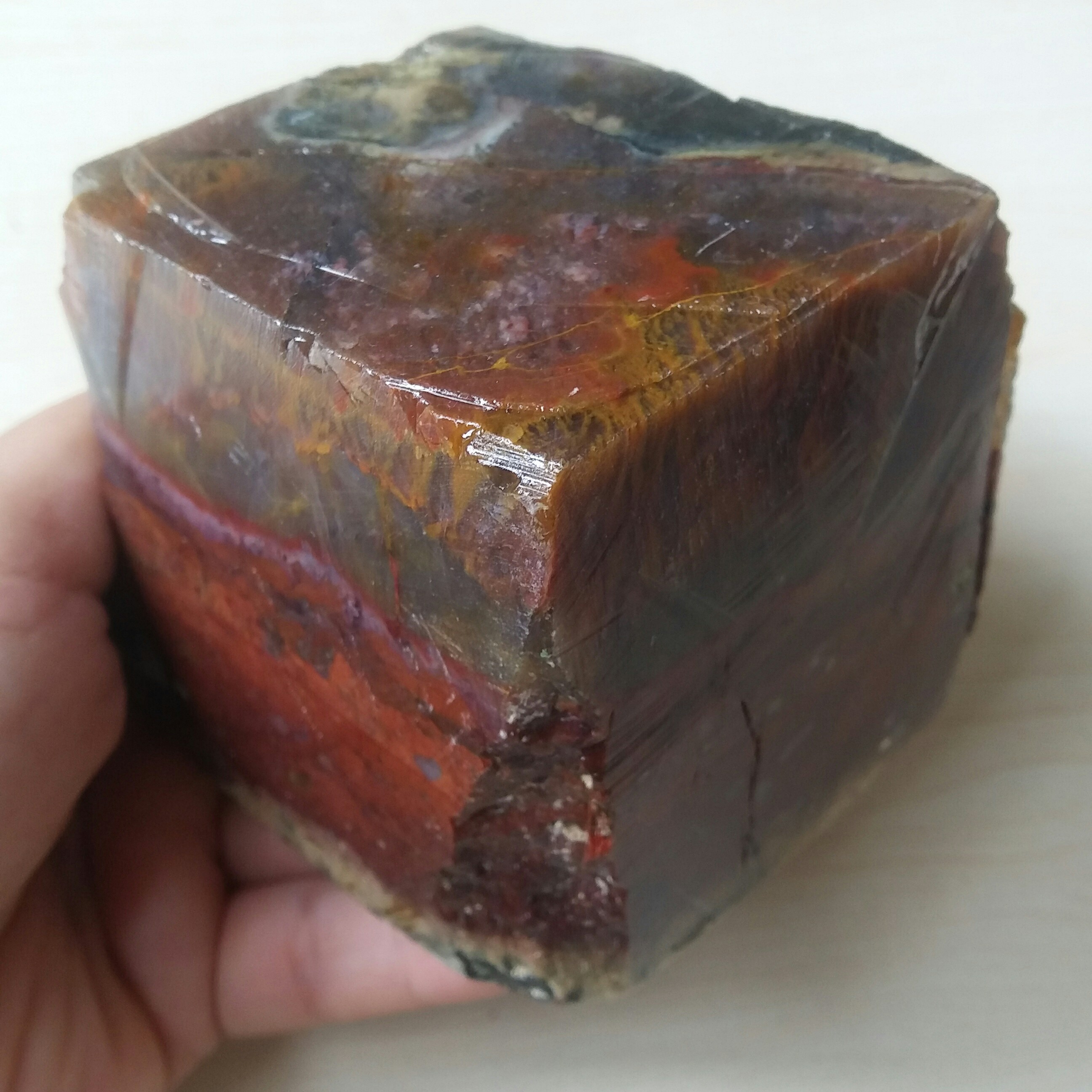 سنگ عقیق اصل آبرنگی معدنی و اصل با رنگ طبیعی کلکسیونی و کمیاب با خواص بسیار و رنگ طبیعی و خاص