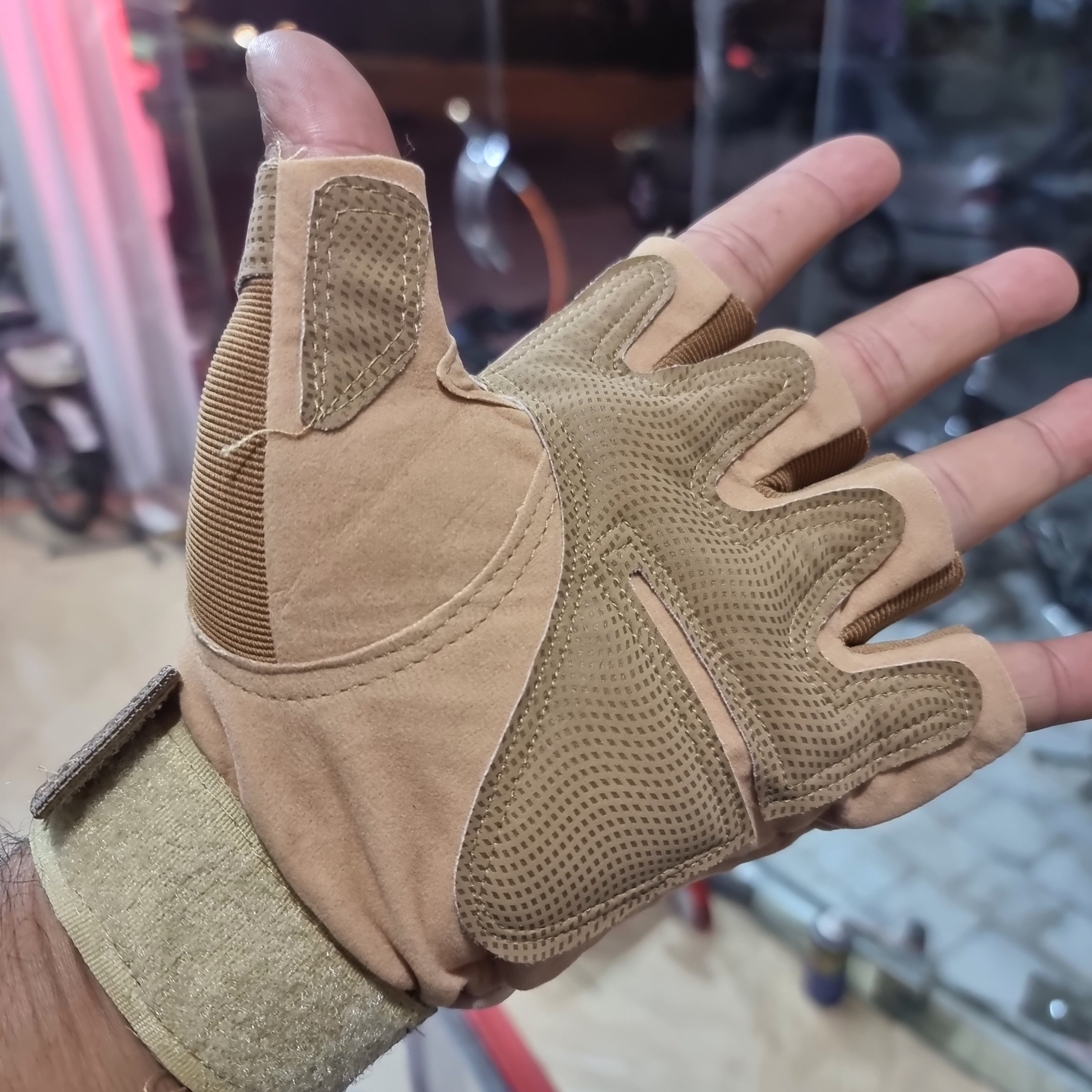 دستکش نیم پنجه دوچرخه و کوه 