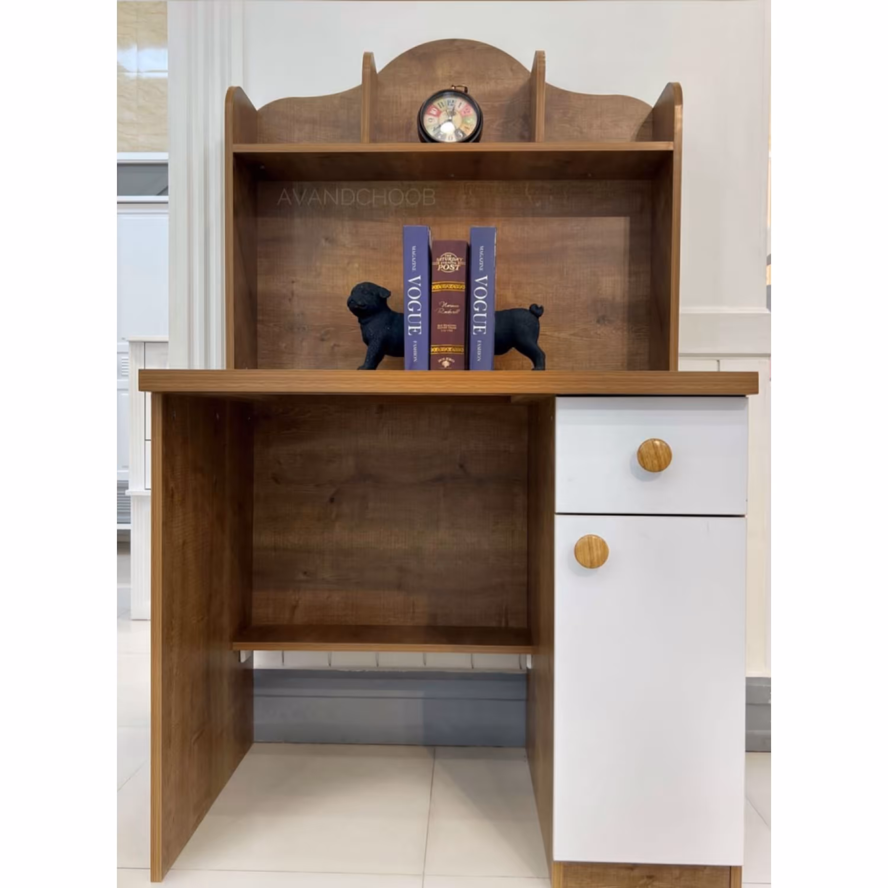 میز تحریر مدل یونیک 