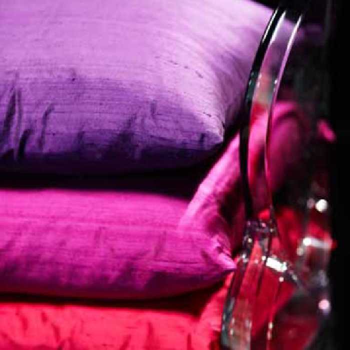 رویه کوسن های ابریشم صد در صد طبیعی بنفش ، قابل توجه صنف مبل  فروشان شیک