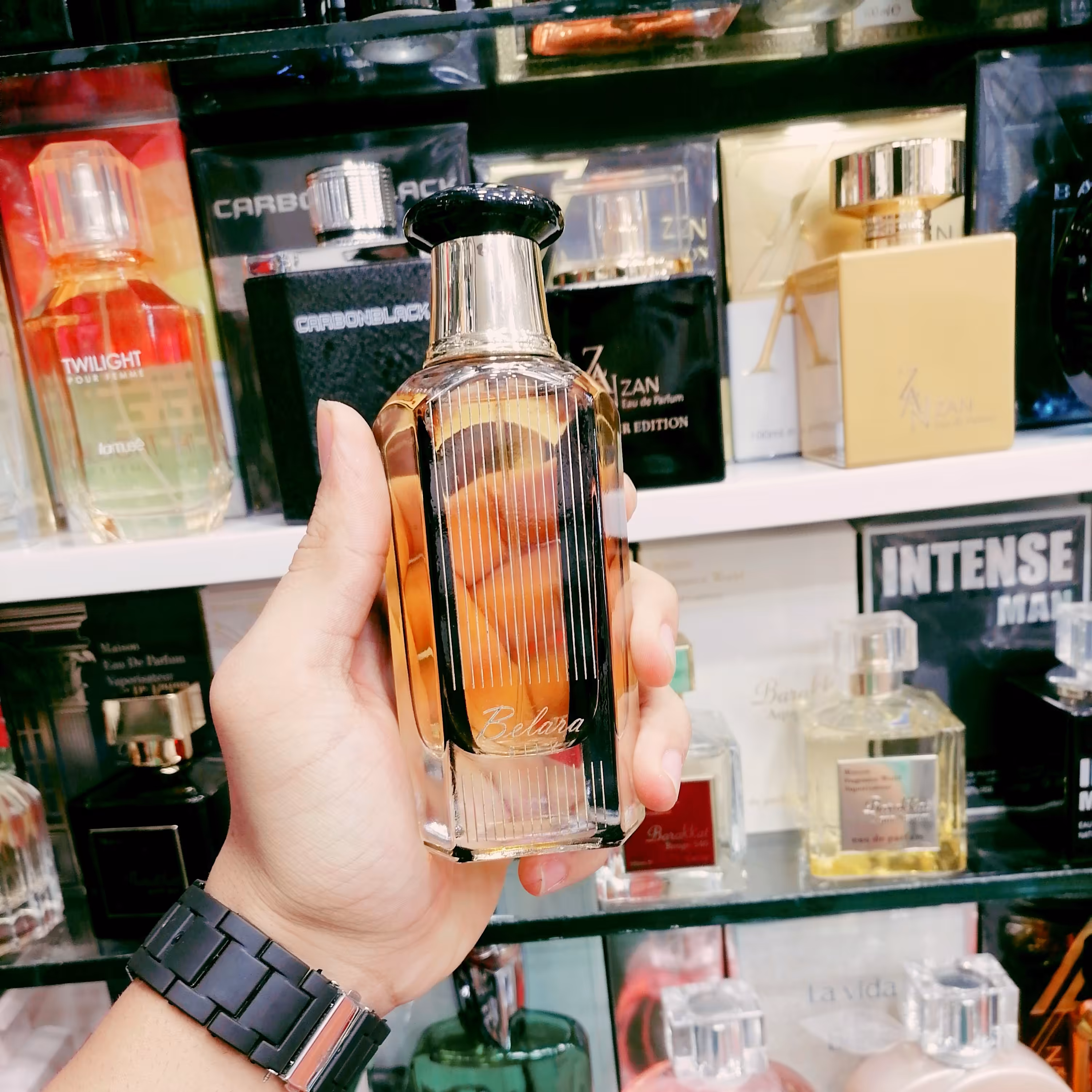 عطر ادکلن اماراتی کارولینا هررا گود گرل،بلارا سیلک، blara silk،گودگرل،گود گرل مشکی  100 میل زنانه 