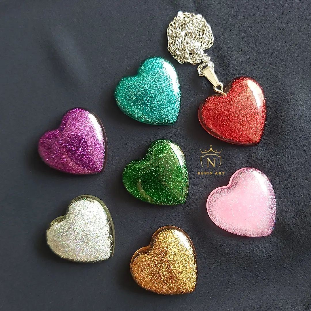 گردنبند رزینی طرح قلب اکلیلی رنگ ثابت ، سفارشی ساز