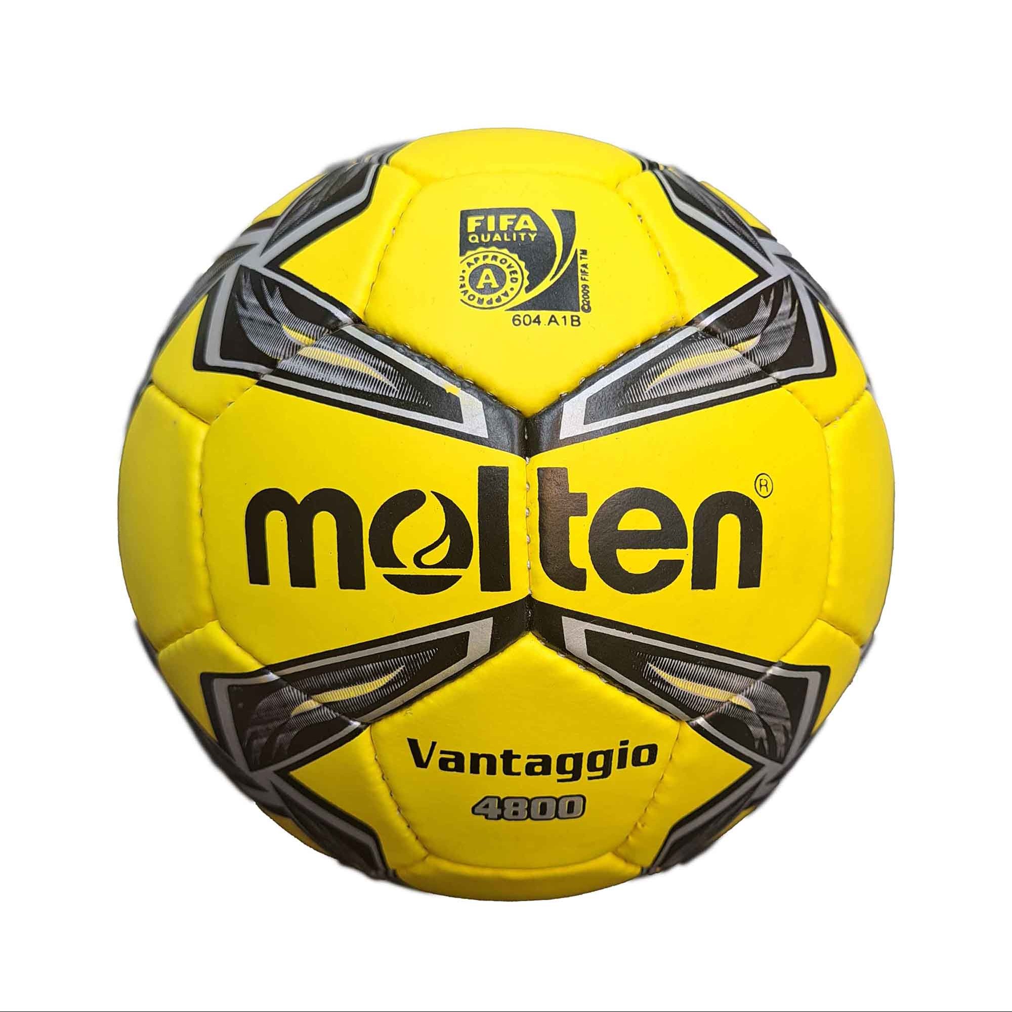 توپ مولتن سایز 4 مدرسه فوتبالی مخصوص بچه ها مدل Vantaggio 4800