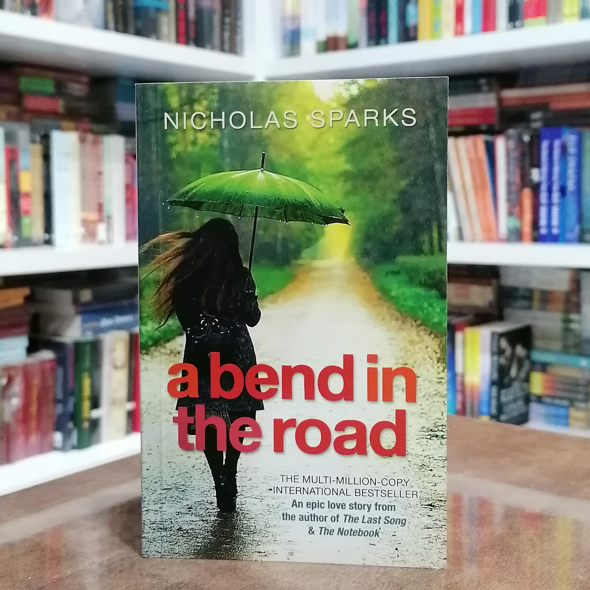 کتاب رمان A Bend in the Road اثر Nicholas Sparks
