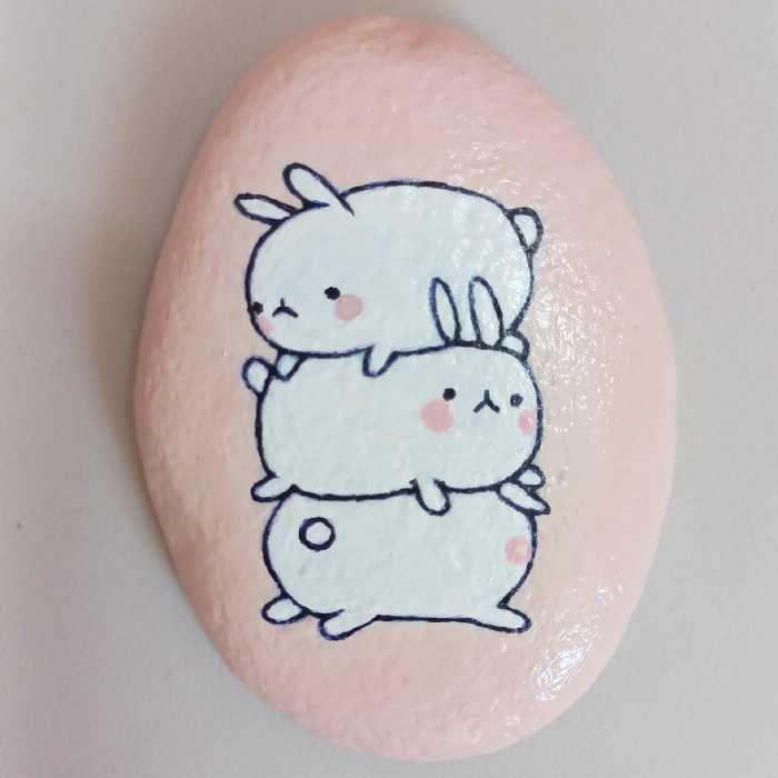 نقاشی فانتزی کوه خرگوش، روی سنگ