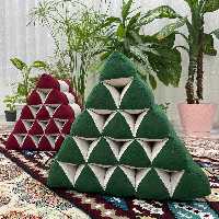 پشتی سه بعدی سبز و سفید 