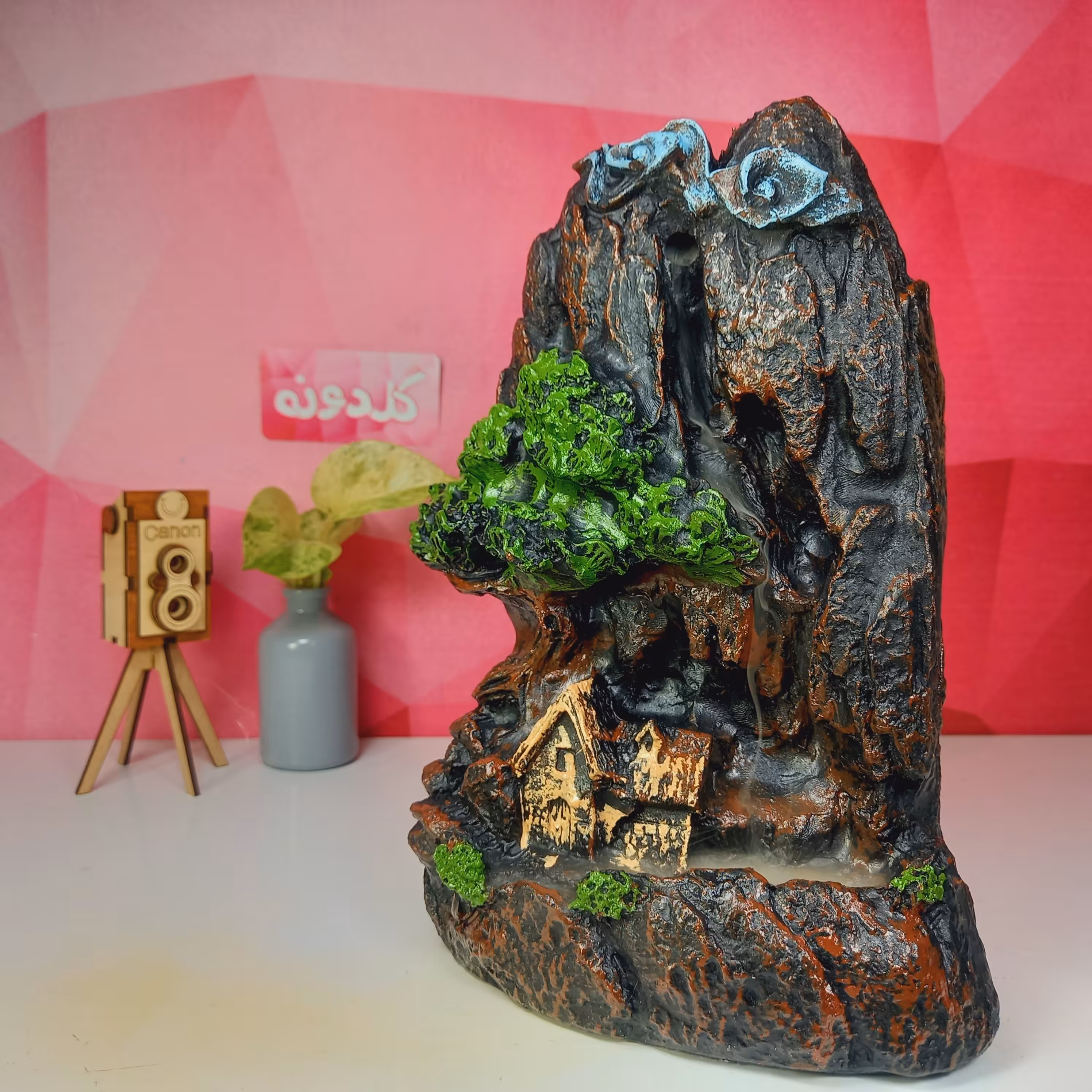 جاعودی آبشاری باعودرایگان-کد11 جاعودی صخره ای - جا عودی آبشاری - جا عودآبشاری- جای عود صخره ای- عودسوز-گلدونه