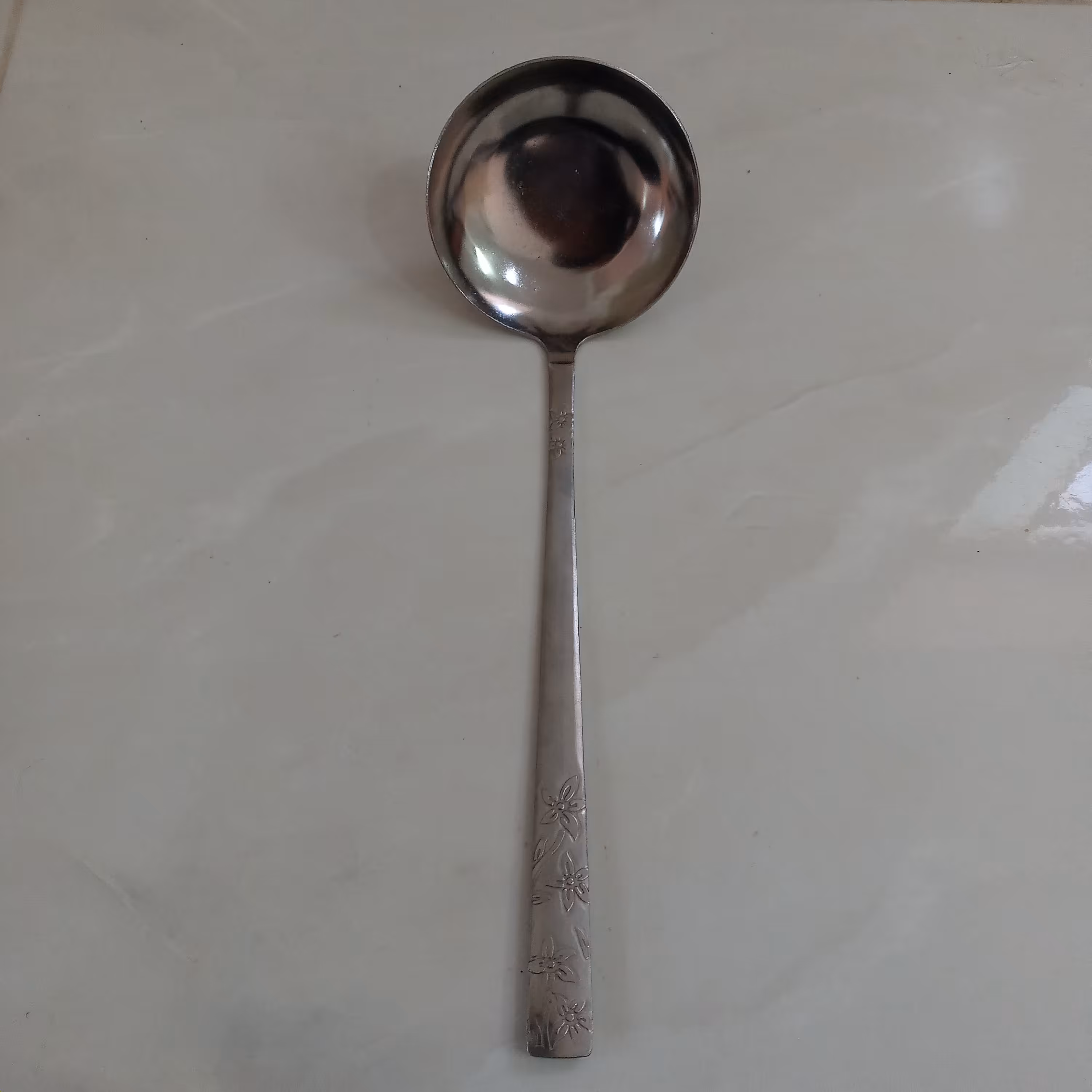 ملاقه بزرگ طرح گل ریز بسته یک عددی طول 29.5 در ضخامت 2 میل 