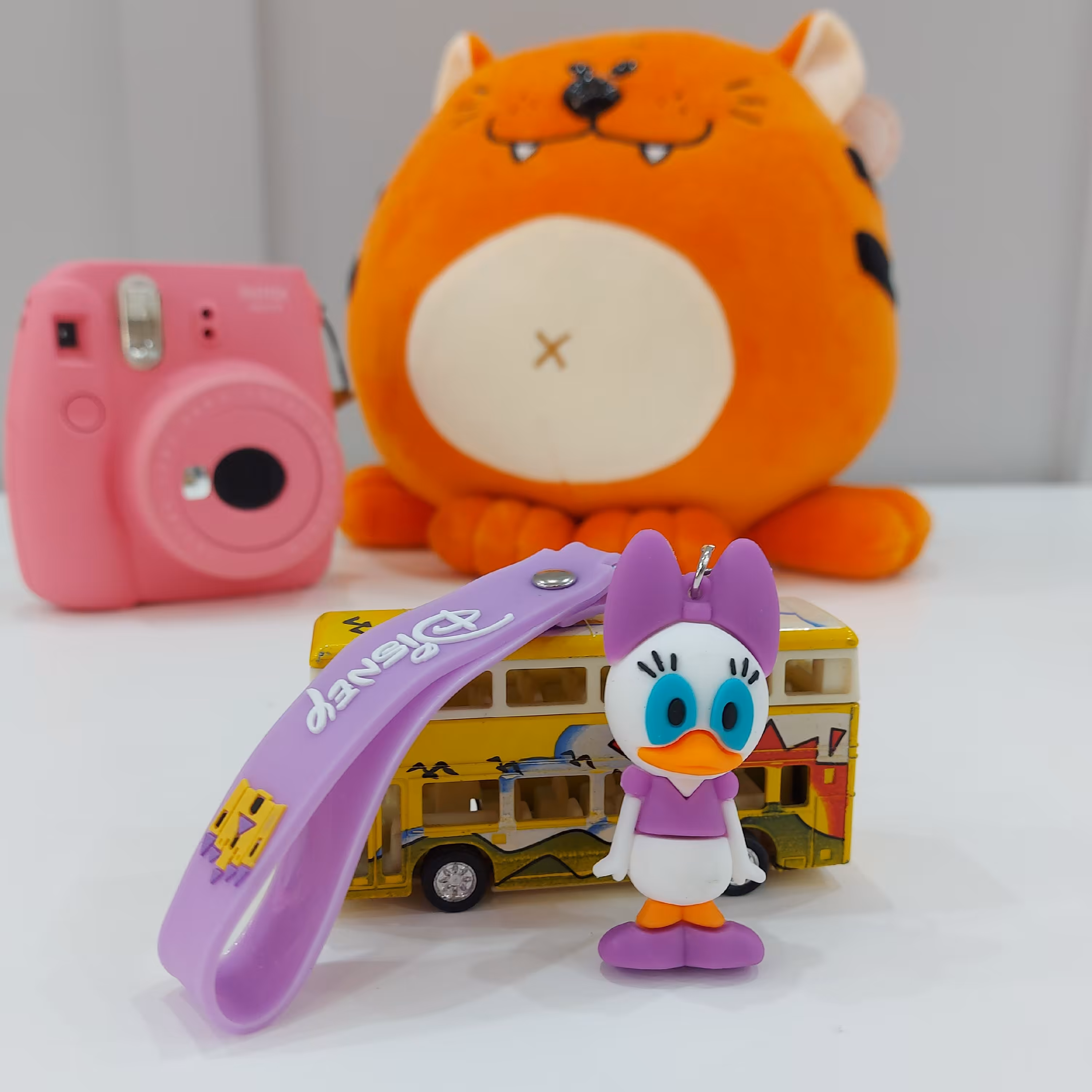 جا کلیدی مدل سیلیکونی فانتزی طرح اردک بنفش و صورتی