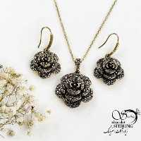 نیمست گل رز سیاه قلم کد 17422