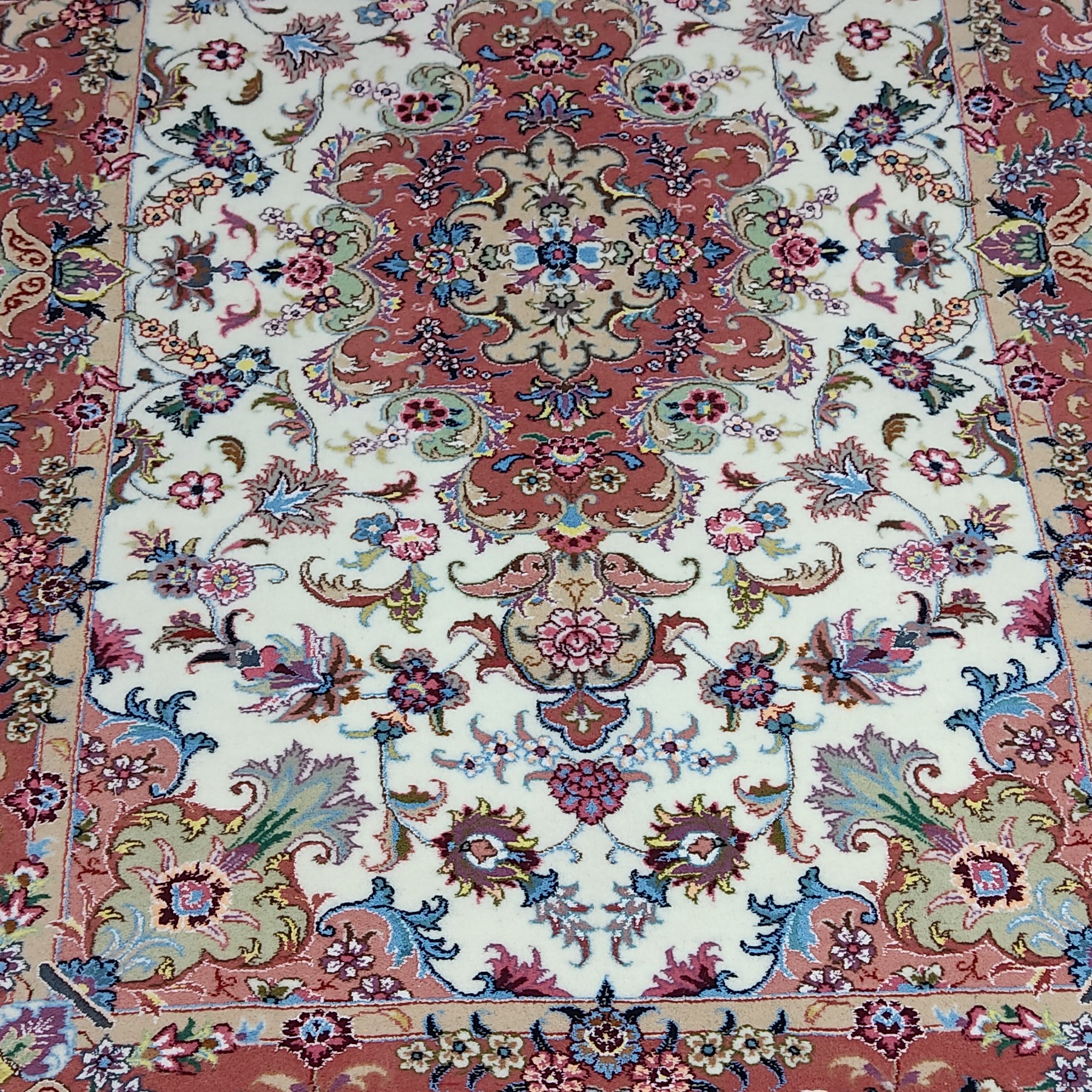 فرش دستباف قالیچه 4متری