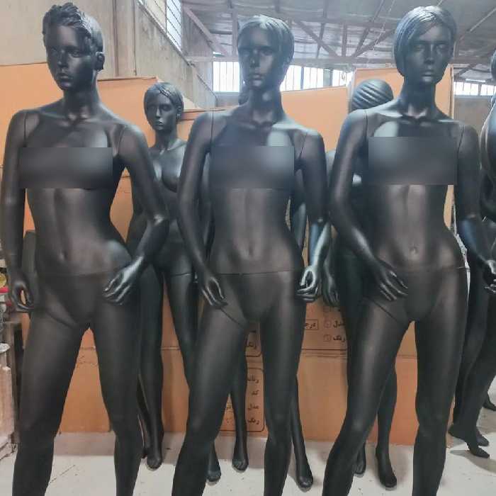مانکن زنانه(پس کرایه)،فایبرگلاس،ژستA، تمام مشکی مات،با چهره های متفاوت