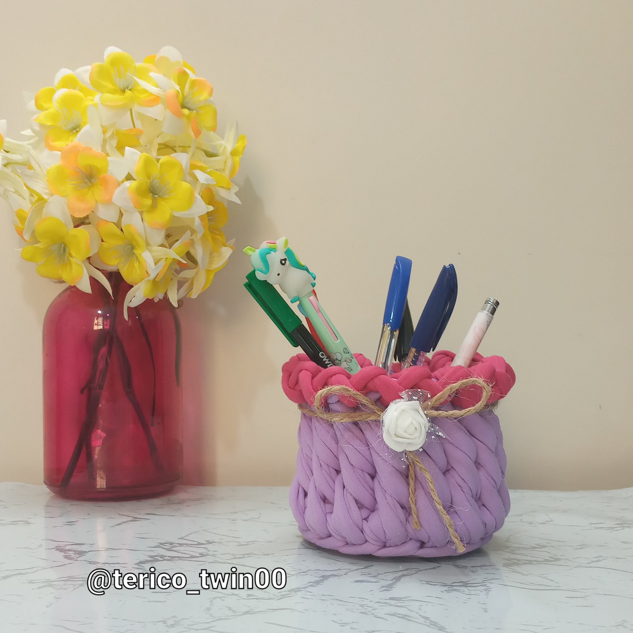 جامدادی رومیزی تریکویی 