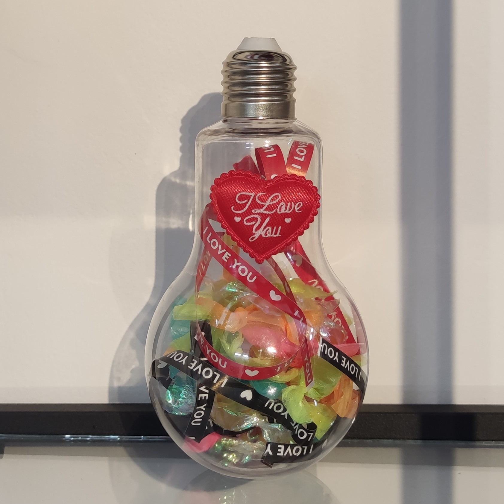 گیفت لامپ شکلاتی